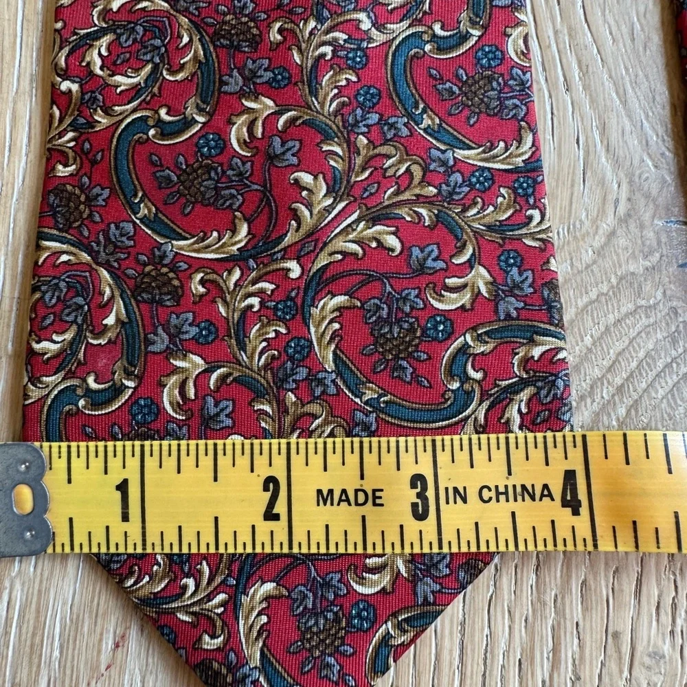 STUNNING SILK Cerruti Vintage tie floral paisley red NWOT Price Firm!